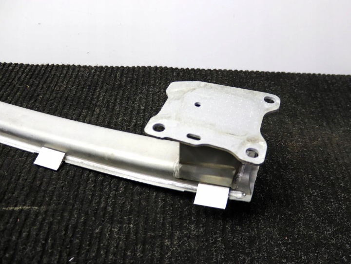 POUTRE PARE-CHOCS ARRIÈRE AUDI A4 (8W2, B9) 8W0807309 34226653 2.0L 185KW 2017