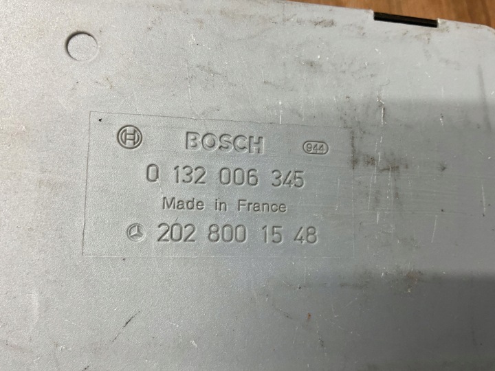 POMPE CENTRAL SERRURE MERCEDES W208 W202 2028001548
