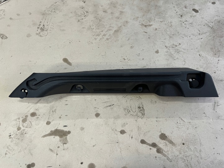 HYUNDAI I30 III 17- UNIVERSEL FIXATION RIDEAUX COUVERCLES DE COFFRE