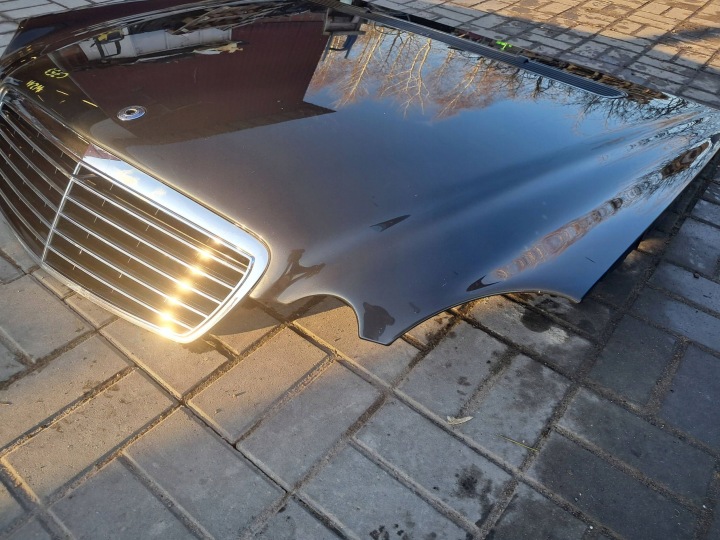 MERCEDES-BENZ E CLASSE W211 COMPLÈTE CAPOT DANS COULEUR C753