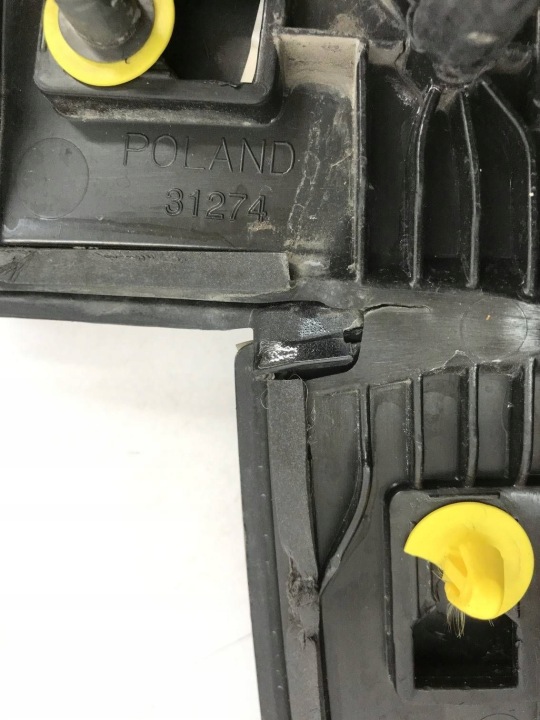 MOULURE REVÊTEMENT GARDE-BOUE DROIT AVANT AUDI Q8 RSQ8 4M8853026E