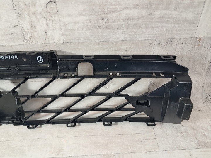 CUPRA FORMENTOR 5FF GRILLE PARE-CHOCS AVANT AVANT CENTRALE 5FF853667A