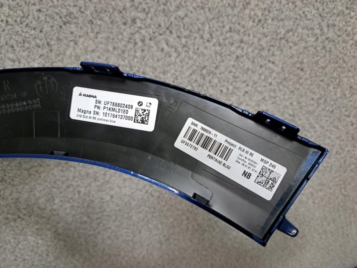 BMW 2 PIÈCES U10 MODULE MOULURE DROITE GARDE-BOUE BAGUETTES AVANT ARRIÈRE ARRIÈRE DROIT C31