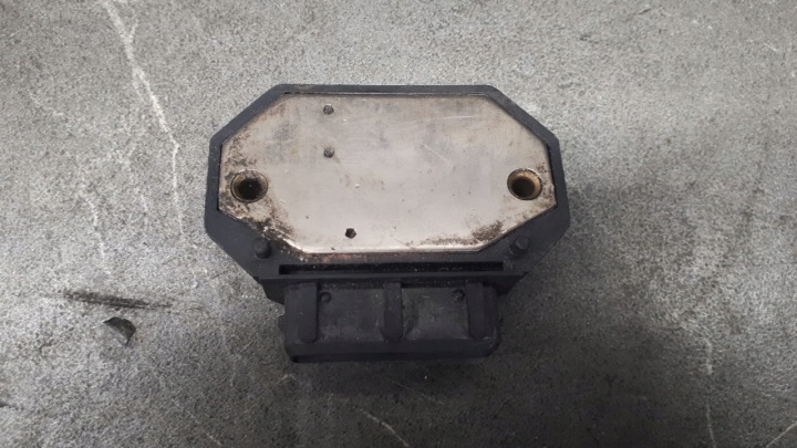 211905351E MODULE ALLUMAGE AUDI FVA