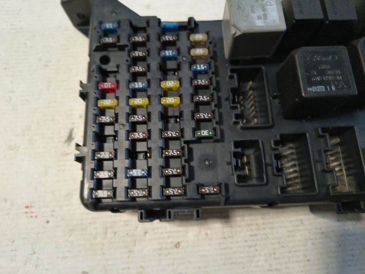 FORD MONDEO MK3 BOÎTE FUSIBLES 1S7T-14A073-AE