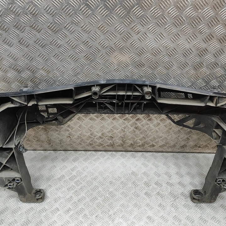SUPÉRIEURE PIÈCE PANNEAU AVANT MERCEDES-BENZ SPRINTER 3,5-T VAN (907, 910)