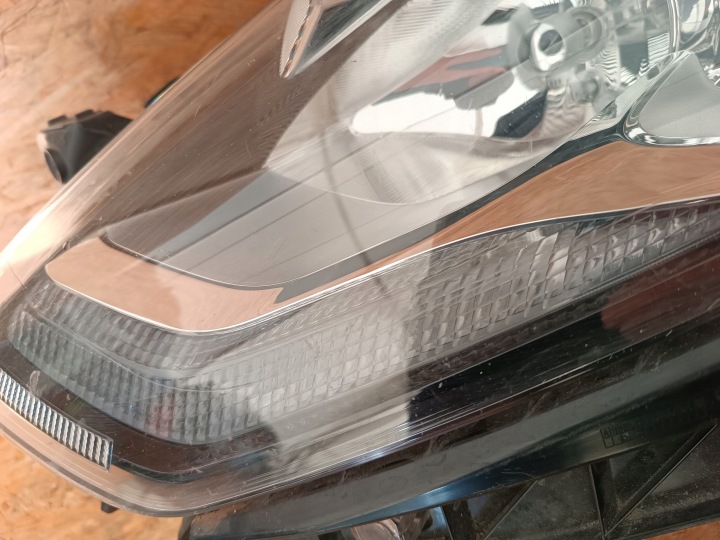 PHARE GAUCHE AVANT PROJECTEUR EUROPE LED EM2B-17E857-A FORD S-MAX MK2 II