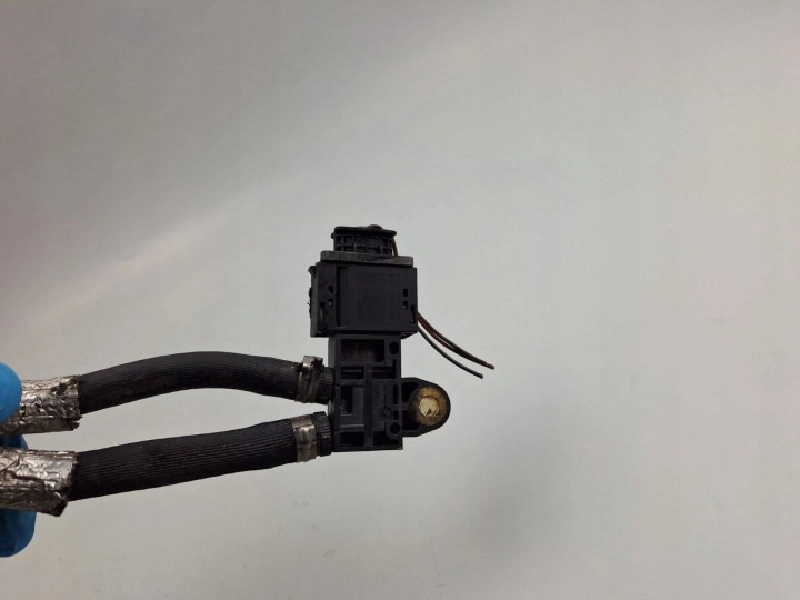 CAPTEUR PRESSION GAZ D'ÉCHAPPEMENT MERCEDES-BENZ C W204 A6429050100