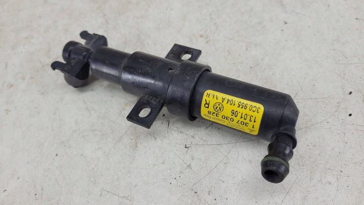 VOLKSWAGEN PASSAT B6 LAVE-GLACE PHARES 3C0955104A