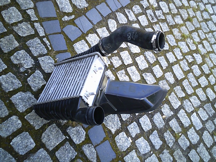 AUDI A8 4H0 D4 RADIATEUR AIR ÉCHANGEUR AIR-AIR 4H0145806J EW GAUCHE I 4N0 D5