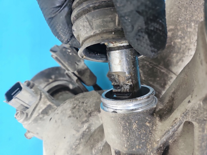 CRÉMAILLÈRE DE DIRECTION CRÉMAILLÈRE DE DIRECTION SUZUKI SX4 I 06- 48580-79J50