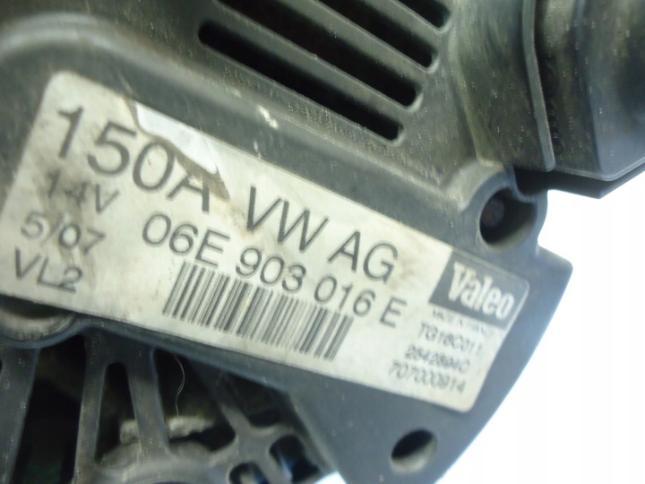 AUDI A4 B7 A6 C6 3.2 FSI V6 AUK ALTERNATEUR 06E903016E
