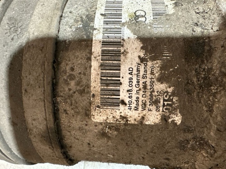 AMORTISSEUR AVANT PNEUMO AUDI A8 D4 4H0616039