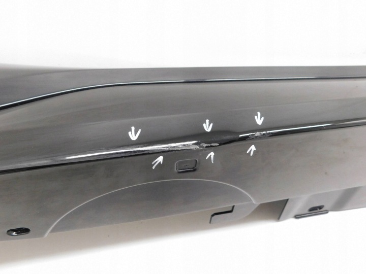 MOULURE SEUIL DROITE BMW X1 U11 MODULE COULEUR B96