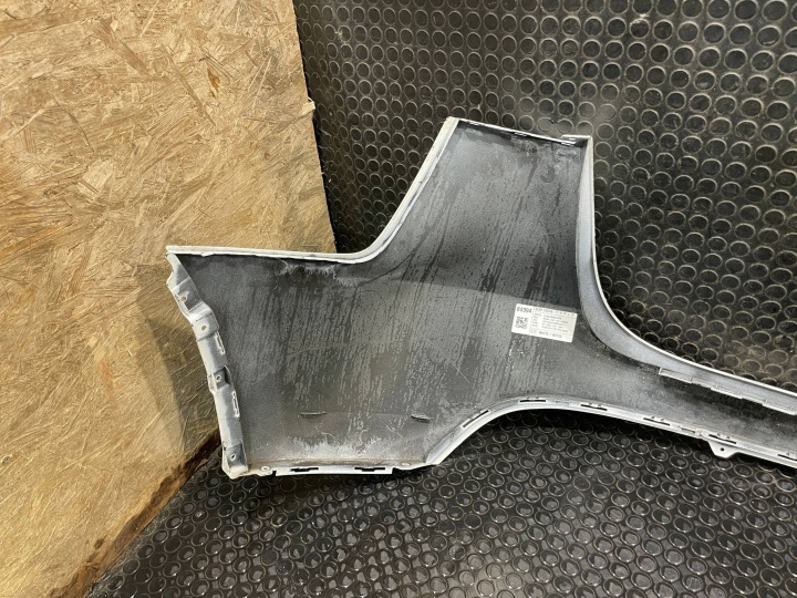 TESLA MODÈLE Y 20-25 PARE-CHOCS ARRIÈRE ARRIÈRE
