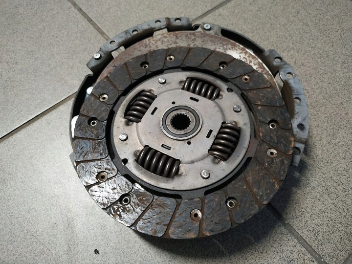 DISQUE ADHÉRENCE LUK 618 3096 00