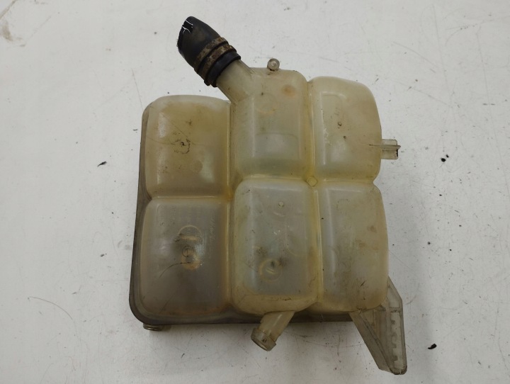 FORD GRAND C-MAX RÉSERVOIR D'EXPANSION 2011 8V618K218AE