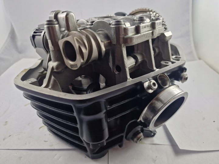 BMW R1250GS CULASSE SHIFT CAM 900KM!!! OEM: 11 12 8 393 756