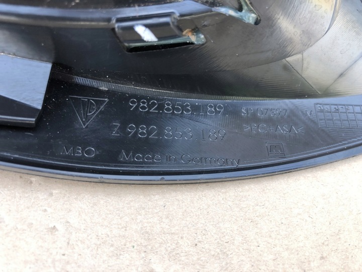 ADMISSION CACHE PROTECTION ADMISSION PORSCHE CAYMAN 982 718