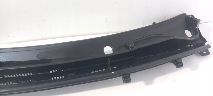 TOYOTA YARIS IV XP210 DOUBLURE DE PASSAGE DE ROUE SUPÉRIEUR 55708K0030 (ZX31)