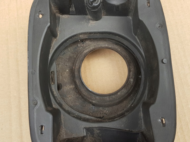 CLAPET INSERT GOULOTTE DE REMPLISSAGE CARBURANTS AUDI A6 C6 2004-2011 4F5809999G FONCTIONNEL