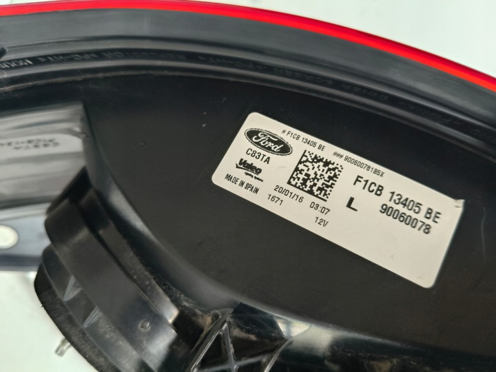 PHARE GAUCHE ARRIÈRE FORD C-MAX MK2 15- LIFT