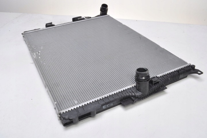 BMW F22 F23 F30 F31 F34 F36 RADIATEUR EAU 8482624