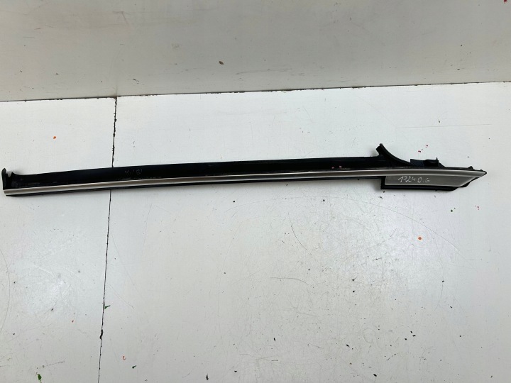 BMW E93 MOULURE VITRES LATÉRALE DROIT ARRIÈRE 7119098
