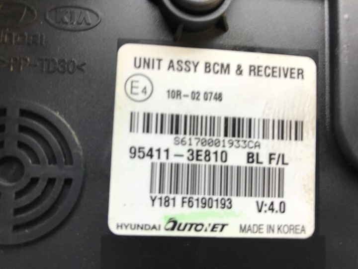KIA SORENTO 2004 MODULE CONTRÔLEUR CONFORT 954113E810