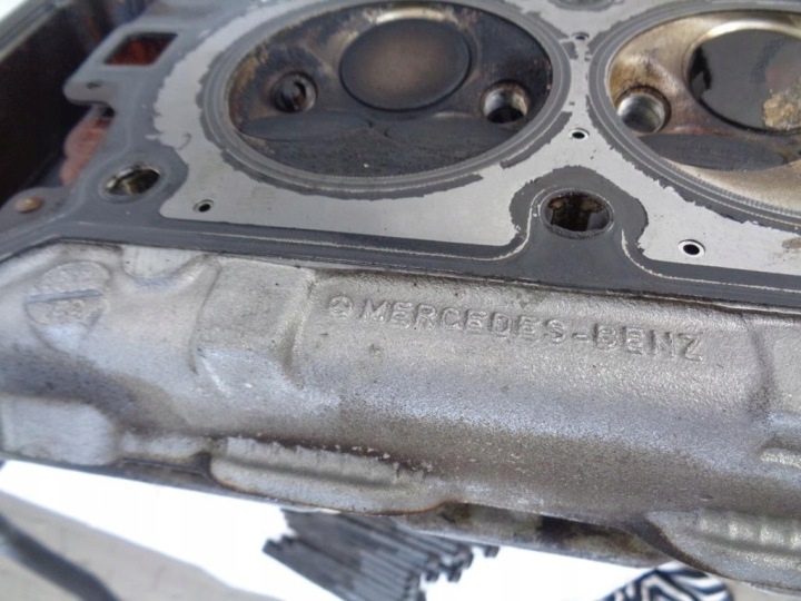 CULASSE MOTEUR GAUCHE MERCEDES 3.2 V6 R1120161201 9 INNYCH PRODUKTOW