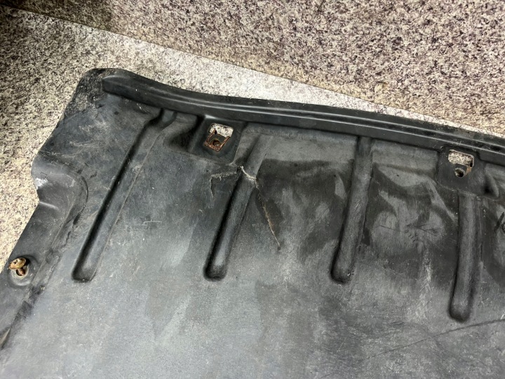 CAPUCHONS INFÉRIEUR MOTEUR PARE-CHOCS CHÂSSIS BMW E70 X5 ORIGINAL ENSEMBLE