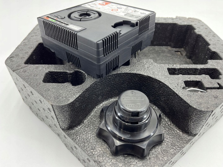 BOÎTE INSTRUMENTALE CUPRA FORMENTOR 5F9012109A 2025 ESSENCE 110KW
