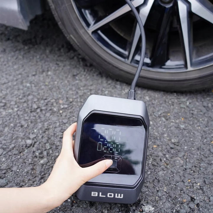JUMP DÉMARREUR COMPRESSEUR POMPE DÉMARRAGE BOOSTER POWERBANK PUISSANT 9000MAH