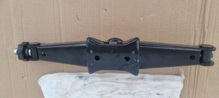 CRIC ÉLÉVATEUR ROUES DE RÉSERVE MERCEDES VITO W639 A6395800218