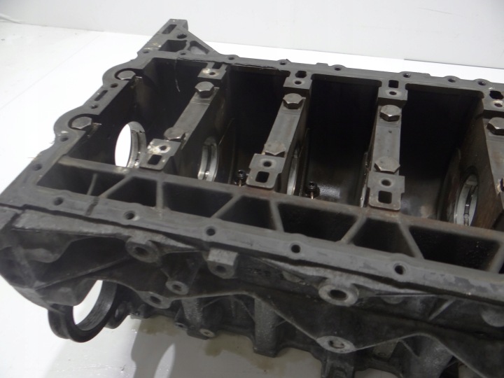 BLOC MOTEUR BMW E60 N53B25A OE 7558325