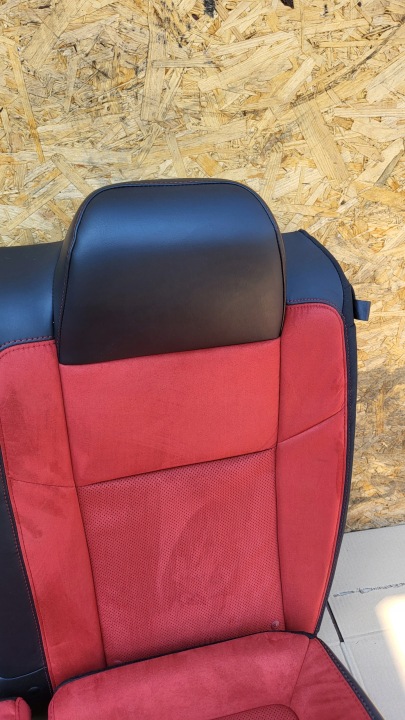 CHALLENGER GT RT 2015-23 SIÈGES CUIR ALCANTARA BANQUETTE ARRIÈRE CARDAN ENSEMBLE IDÉAL