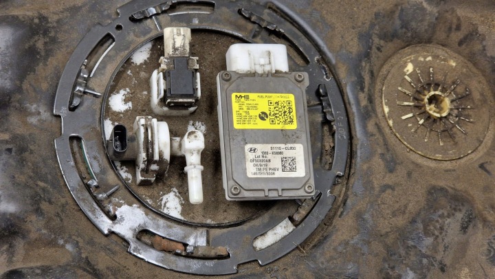 RÉSERVOIR CARBURANTS ARRIÈRE HYUNDAI SANTA FE 31100CL800