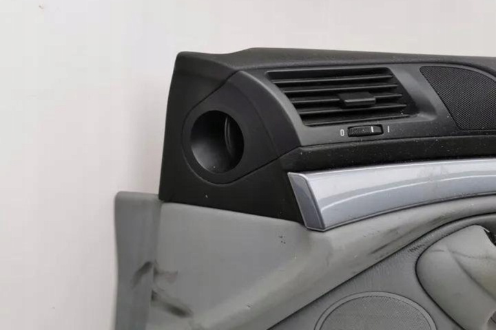 COLLECTEUR AVANT DROITS PORTES BMW 5 (E39) 8212806 2.5L DIESEL 120KW 2002