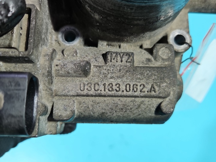 PAPILLON DES GAZ VW GOLF V 03C133062A 1.6 FSI