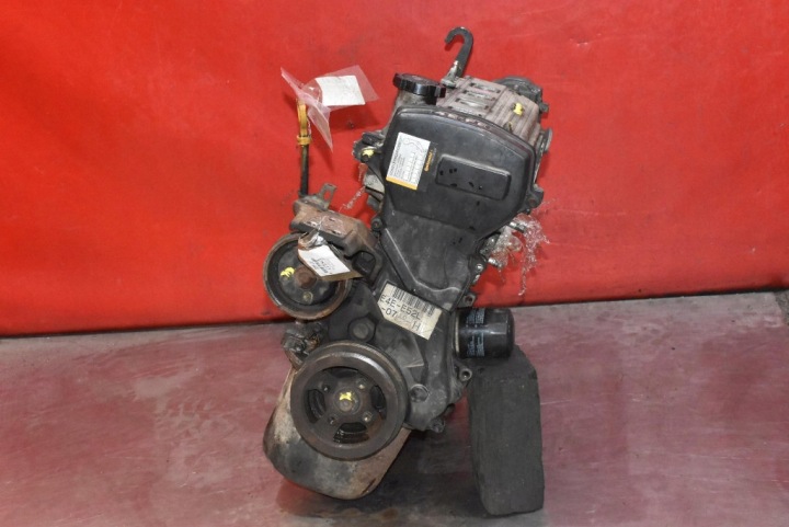 MOTEUR ESSENCE 4E-FE TOYOTA COROLLA E110 1.3 16V 86 KM 95-01 KOMPRESJA
