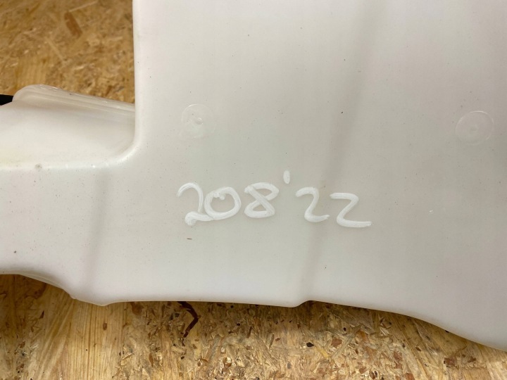 RÉSERVOIR LIQUIDE LAVE-GLACES POMPE OPEL CORSA F PEUGEOT 208 II 9820843880