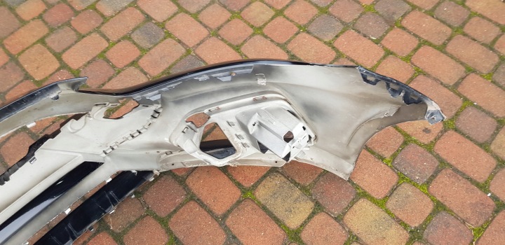 PARE-CHOCS AVANT AVANT FORD FOCUS MK III 3 RS G1EY-17757-A G1EY17757A