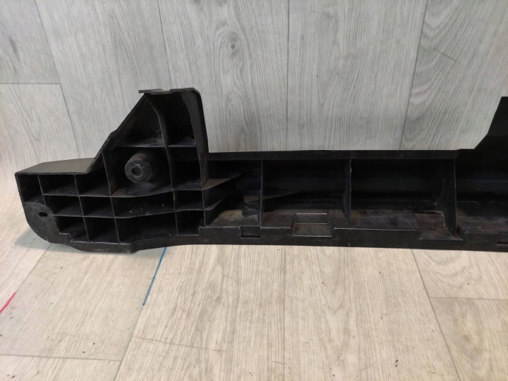 FORD FOCUS MK II 2 UNIVERSEL POUTRE PARE-CHOCS ARRIÈRE 4M5117912AD