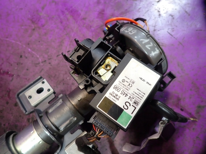 OPEL CORSA C 1,7 DTL 65KM Y17DTL SUPPORT ÉLECTRIQUE 9156061 09115125