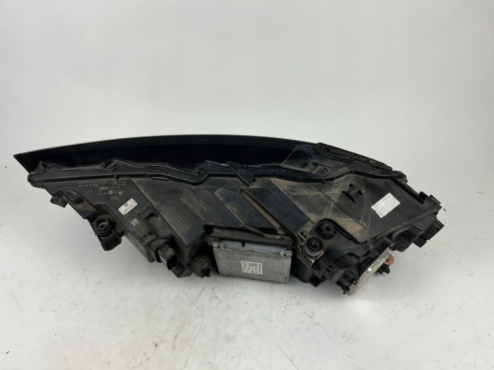 PROJECTEUR DROITE CÔTÉ AUDI Q7 4M 4M0941034B
