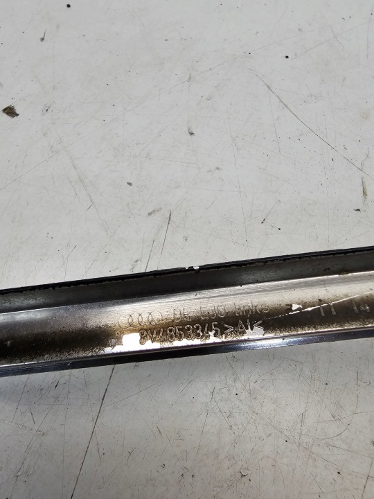 MOULURE CARROSSERIE VITRES CHROME GAUCHE ARRIÈRE AUDI A3 8V 8V4853345