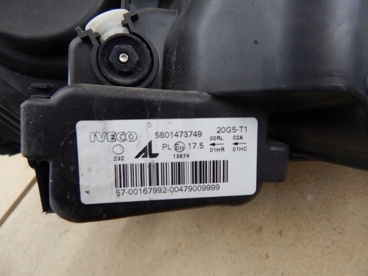 PHARE DROITE AVANT PROJECTEUR IVECO DAILY 5801473749 ORIGINAL 14-18R