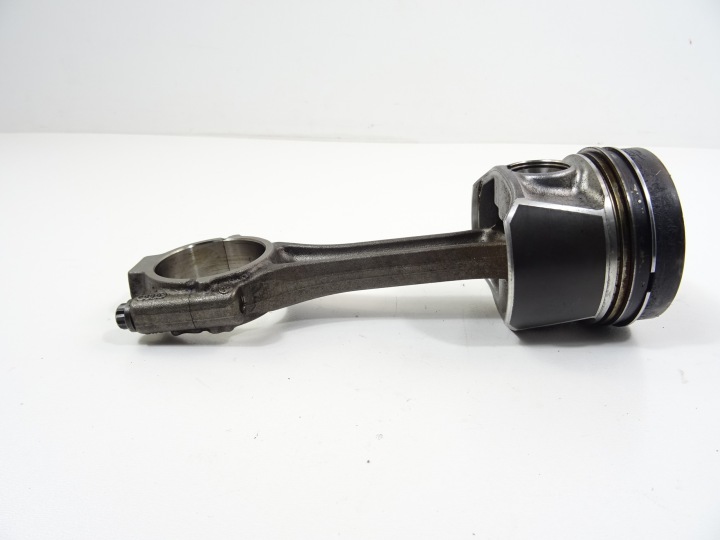 SKODA KAROQ 1.6 TDI 03LA VW SEAT AUDI PISTON BIELLE CODE MOTEUR CAY CFW CXX