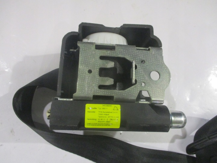 CEINTURE DE SÉCURITÉ MILIEU CENTRAL ARRIÈRE VOLVO XC60 I 34031473 39801846