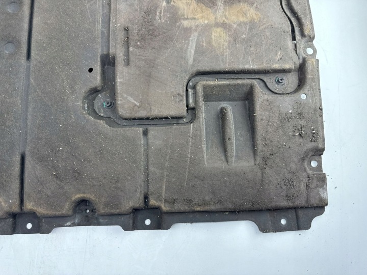 TOYOTA COROLLA E210 E21 2023 AVANT PROTECTION INFÉRIEURE MOTEUR